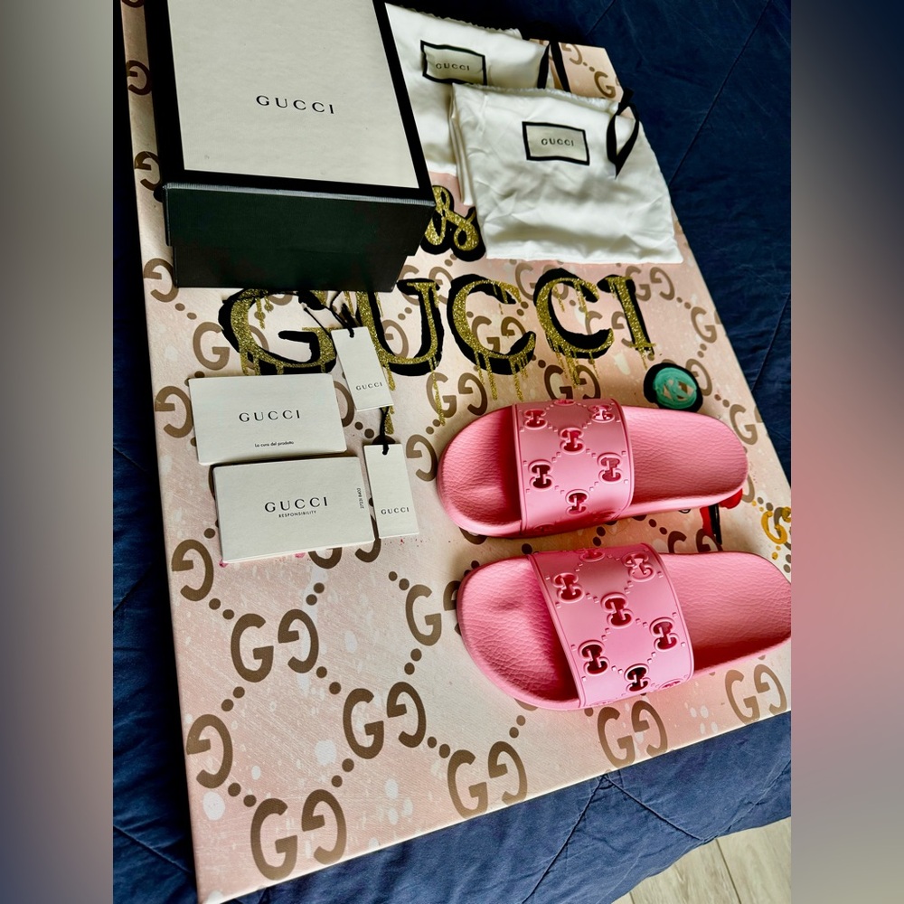 Gucci Slides - Picture 2 of 11